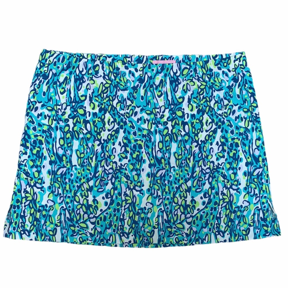Lilly Pulitzer Blue Green and White Bamboo Skort